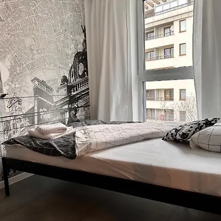 C71 - Metro Wilanowska - Free Underground Parking Apartment *